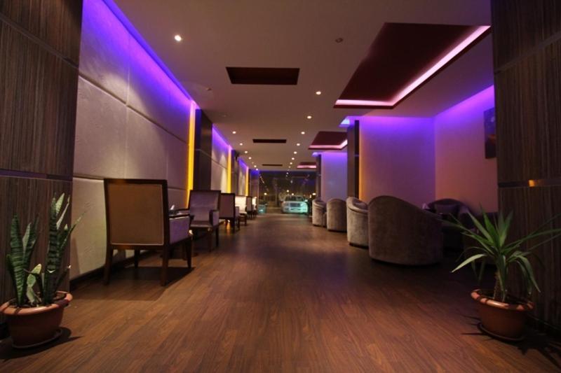 Raoum Inn Arar Dış mekan fotoğraf