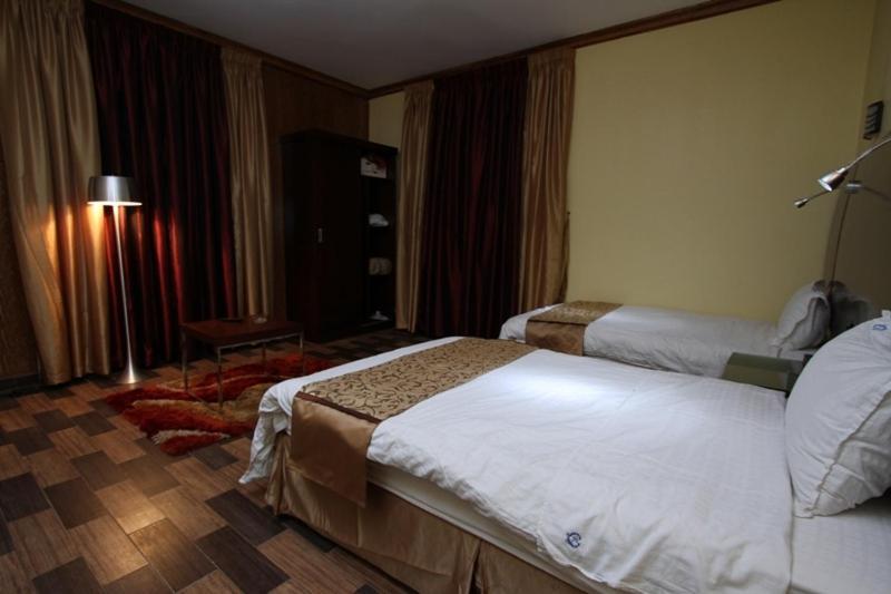 Raoum Inn Arar Dış mekan fotoğraf