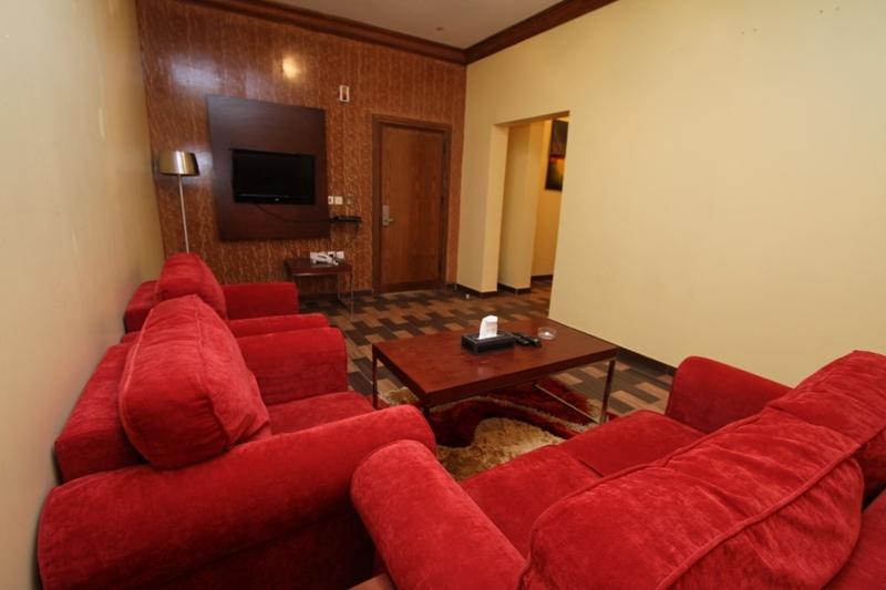Raoum Inn Arar Dış mekan fotoğraf