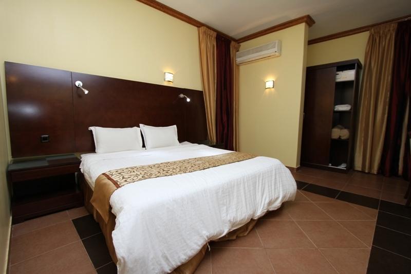 Raoum Inn Arar Dış mekan fotoğraf