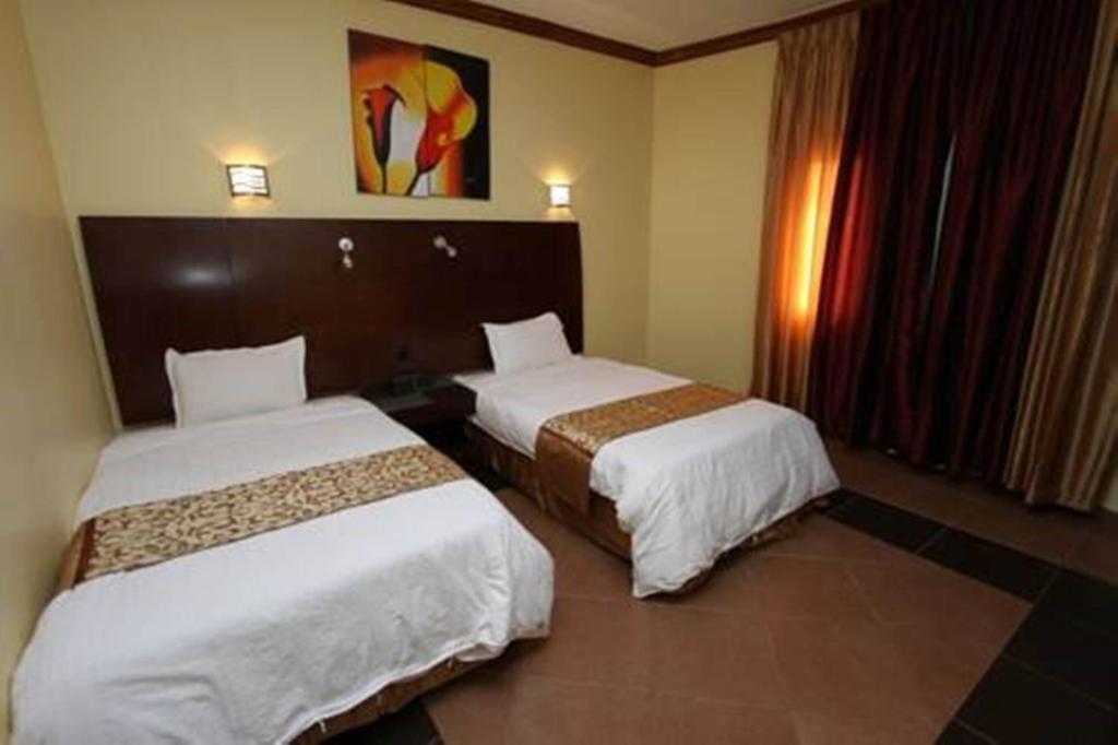 Raoum Inn Arar Dış mekan fotoğraf
